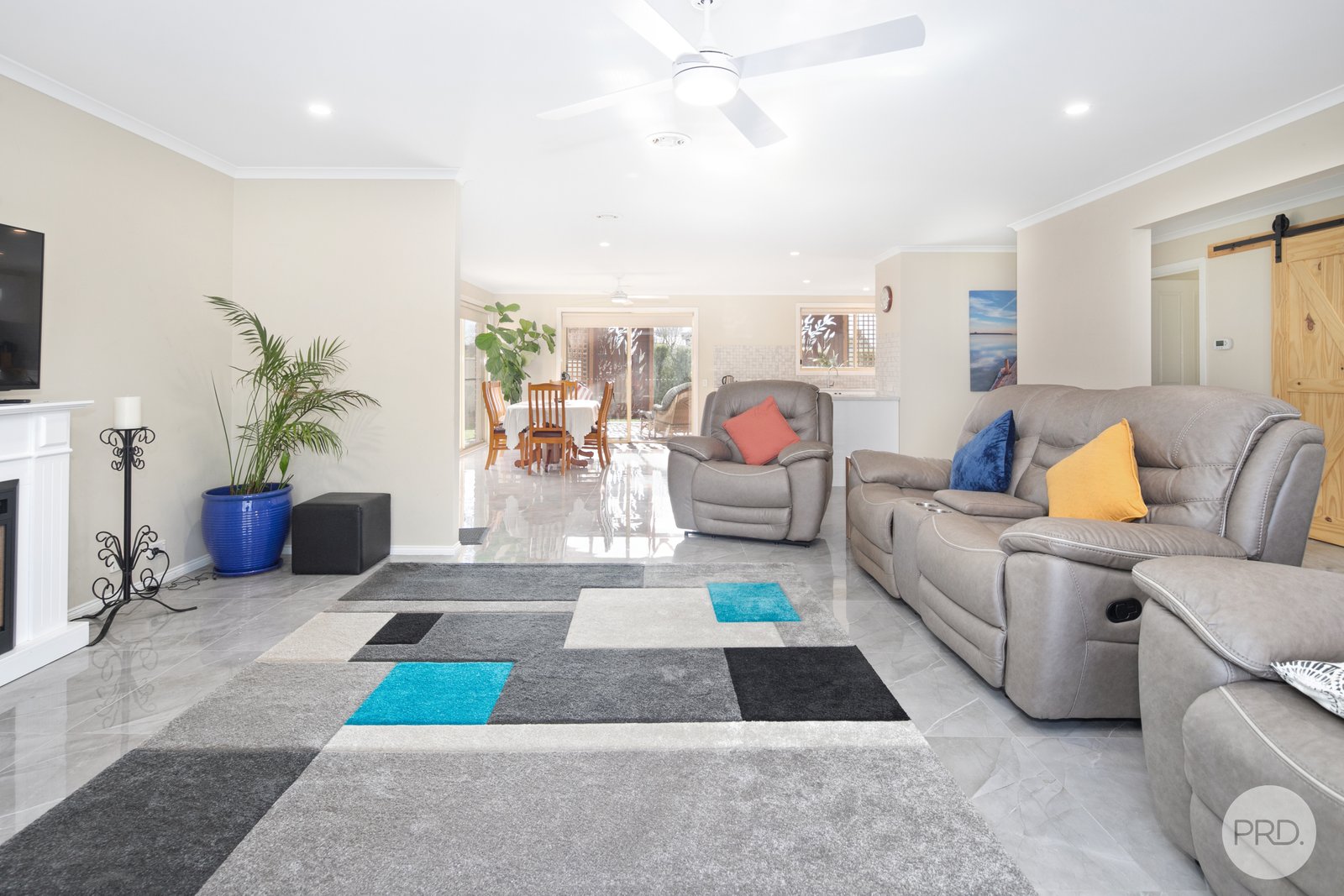 308 Yarrowee Parade REDAN 8