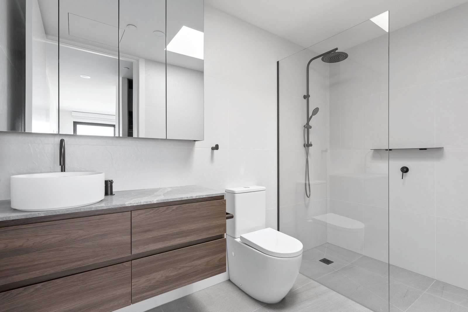 Real Estate and Property in 308/1 Moola Court, Cheltenham, VIC