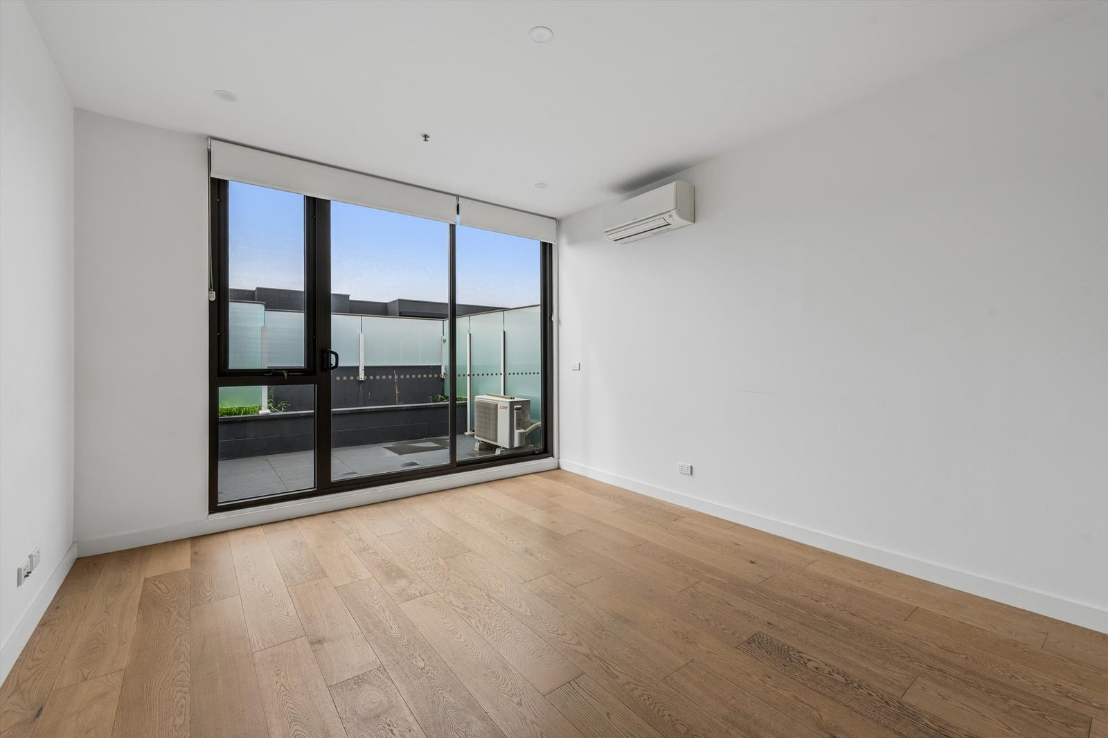 Gallery: 308/16 Bent Street