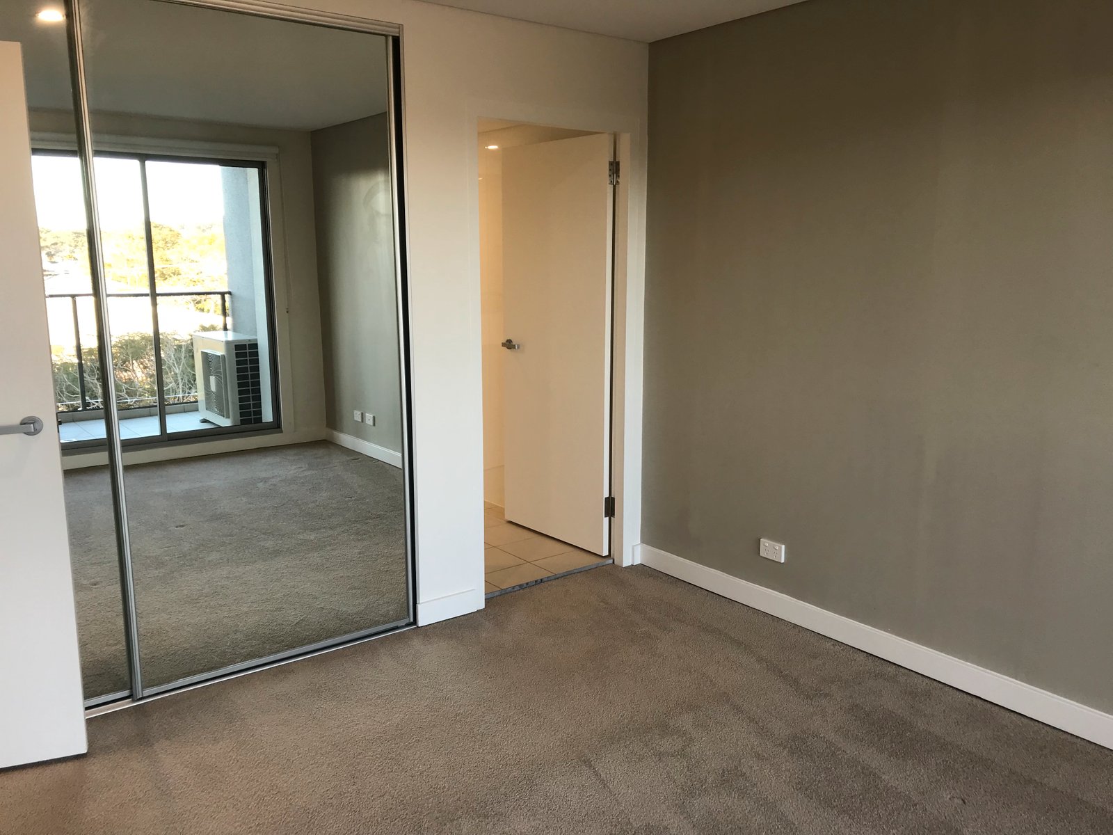 308/4-8 Bullecourt Street SHOAL BAY 3