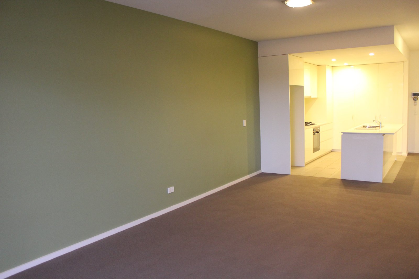 Gallery: 308/8 Power Avenue