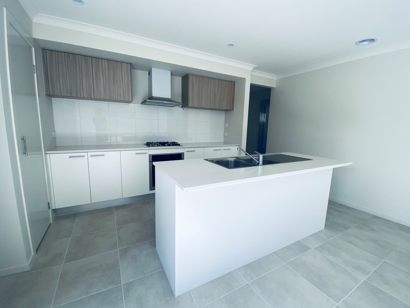 Gallery: 309 Boundary Road