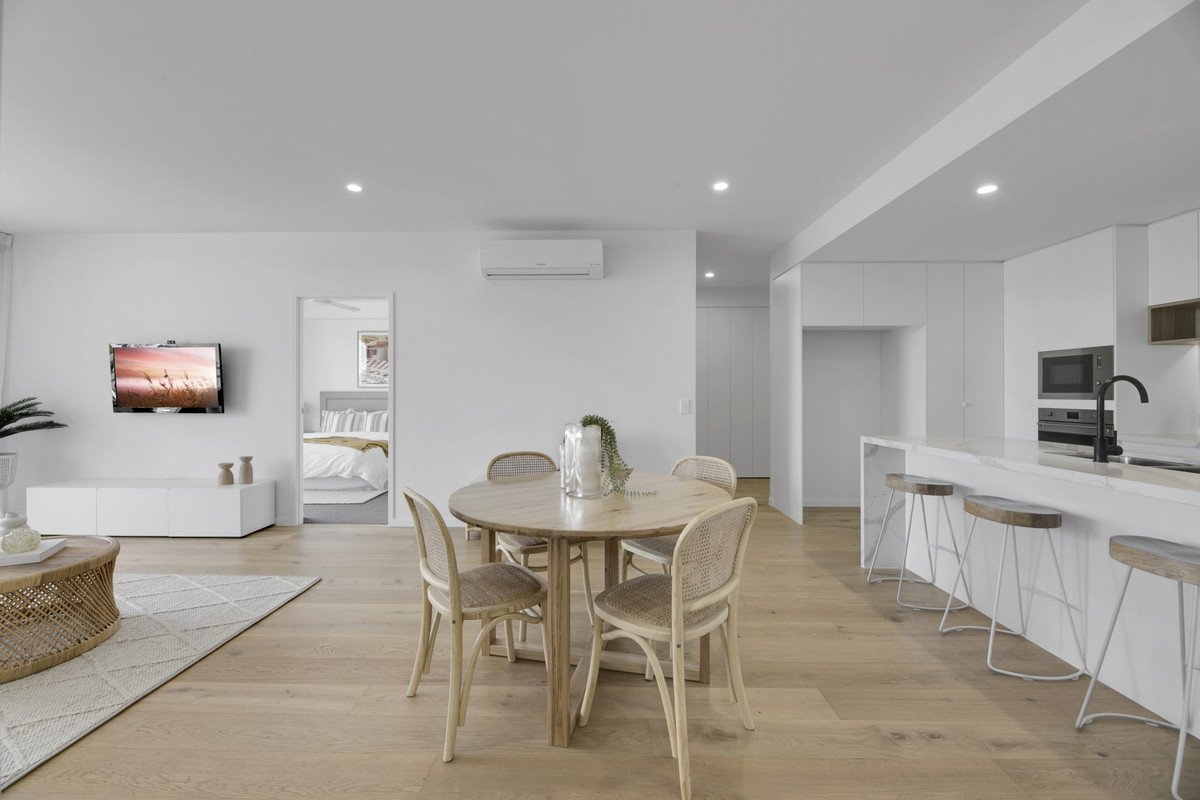 309/10 Third Avenue Palm Beach 7