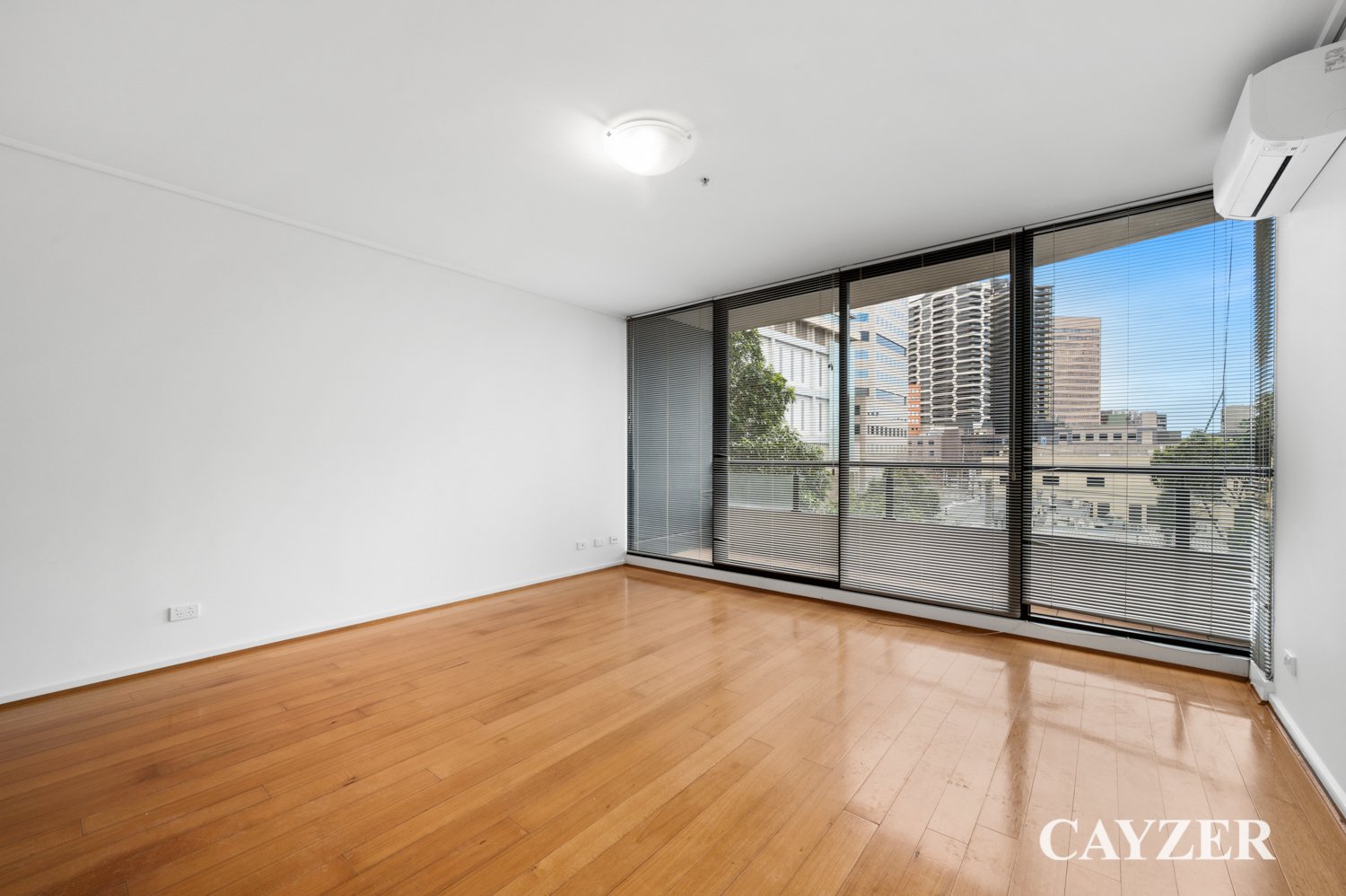Gallery: 309/28 Bank Street