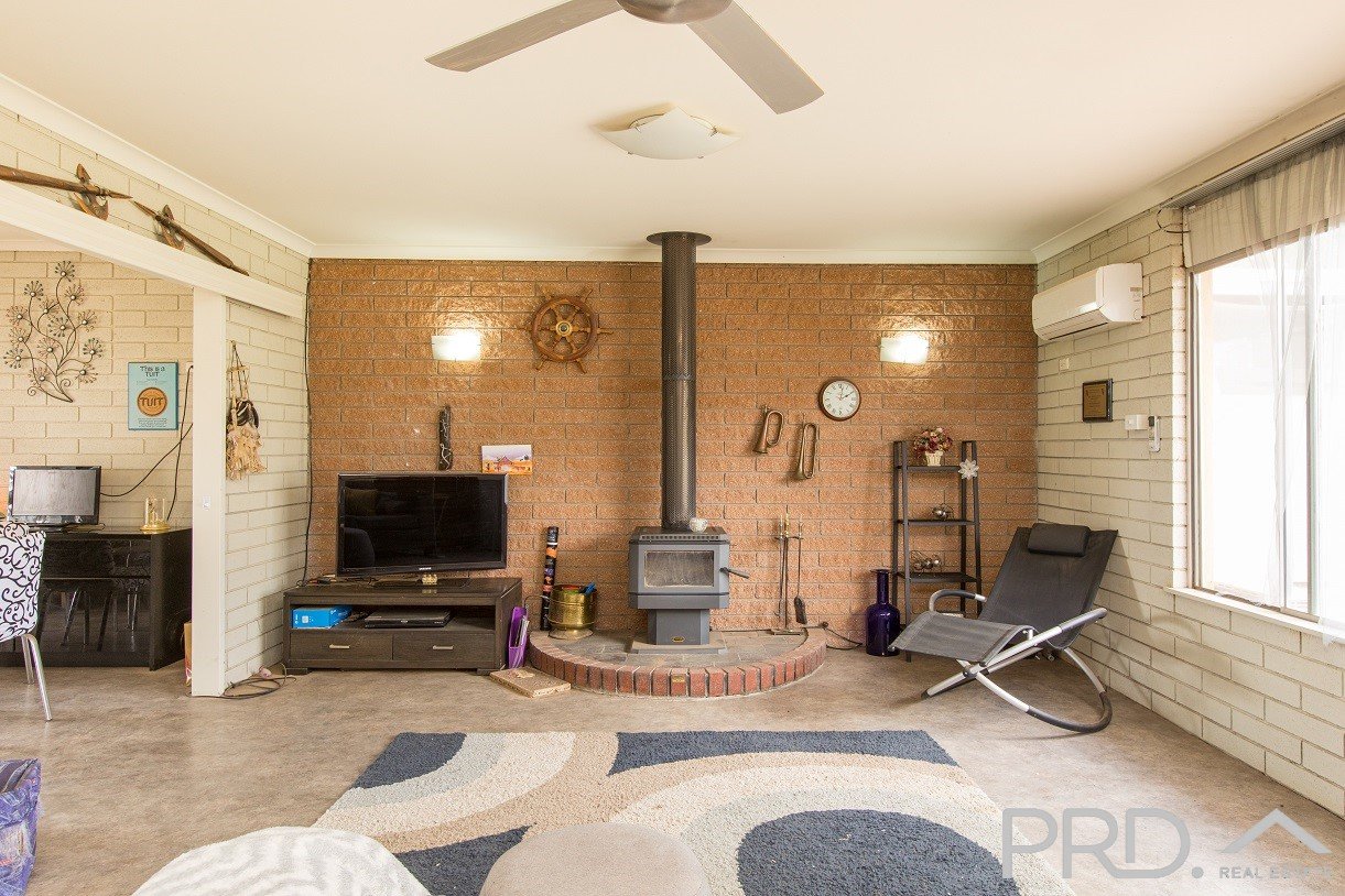 3093 Deakin Avenue MILDURA 5