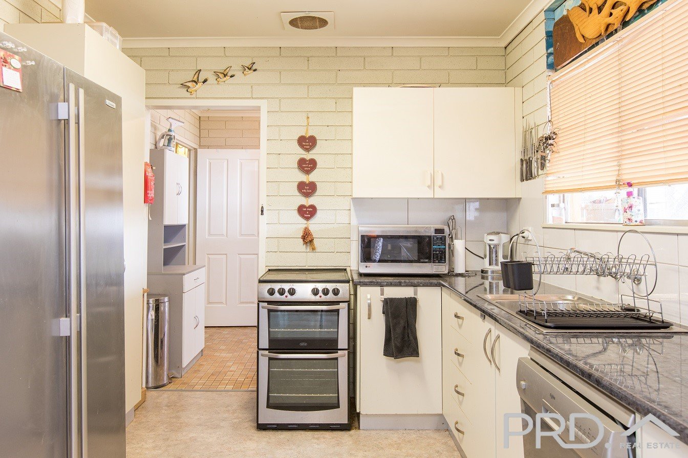 3093 Deakin Avenue MILDURA 9