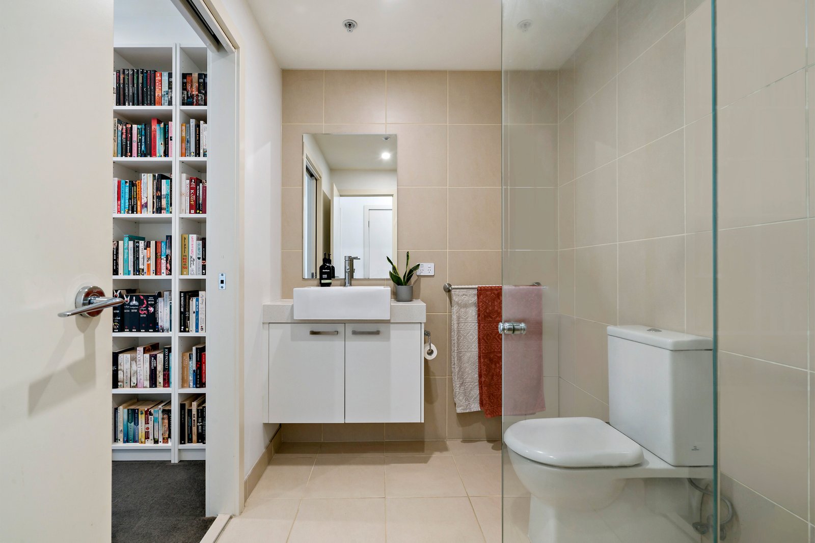 Gallery: 30/95-99 Edithvale Road