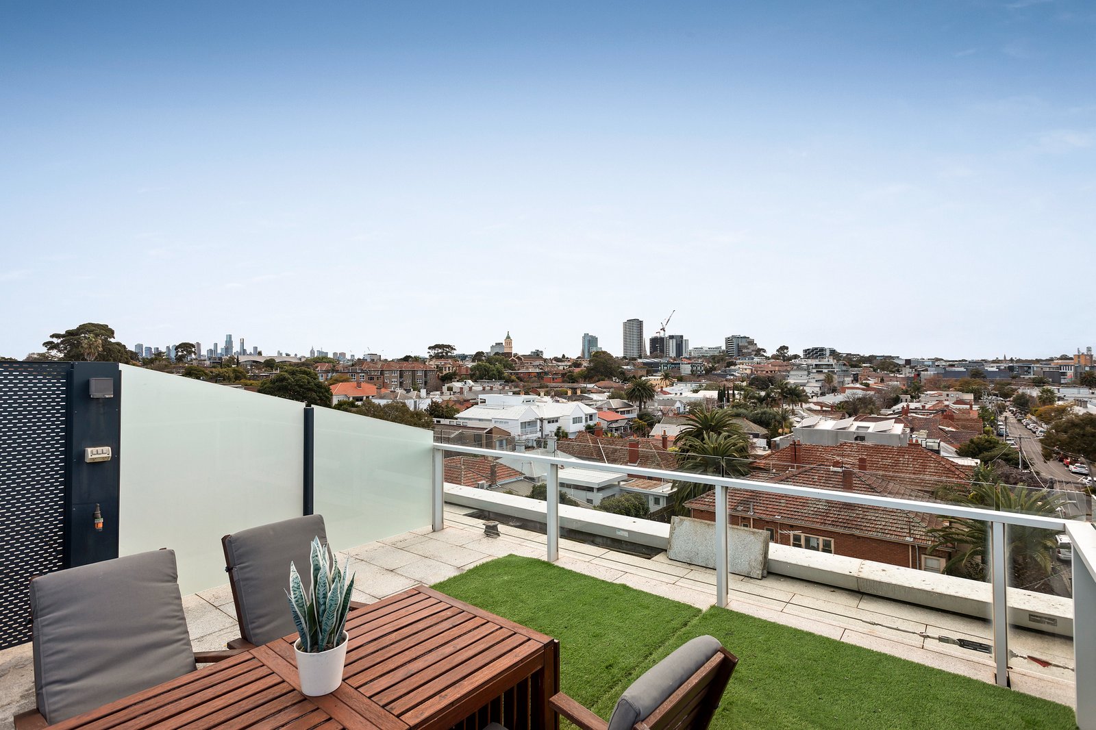 Real Estate and Property in 309/72 Acland Street, St Kilda, VIC