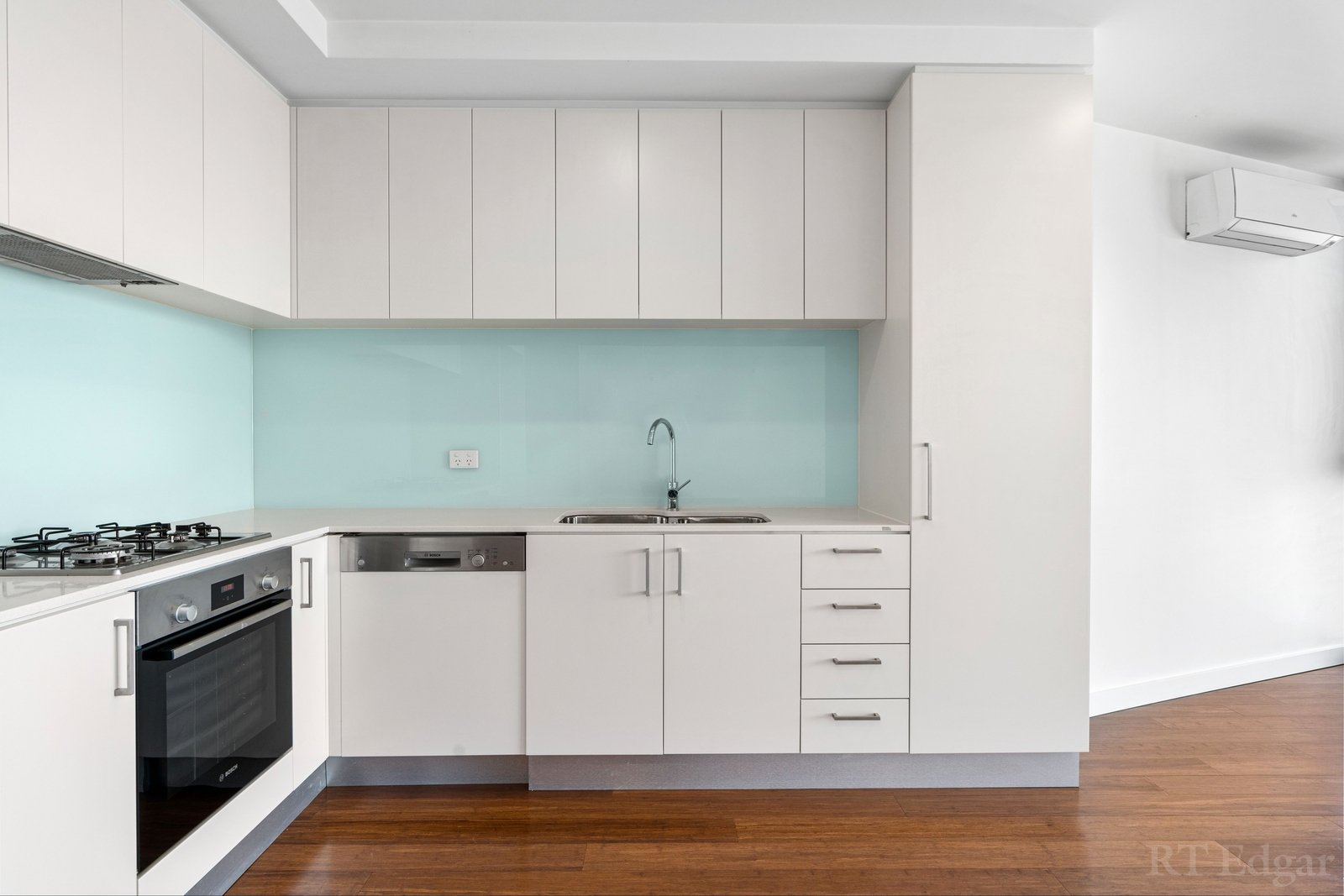 Real Estate and Property in 309A/6 Clinch Avenue, Preston, VIC