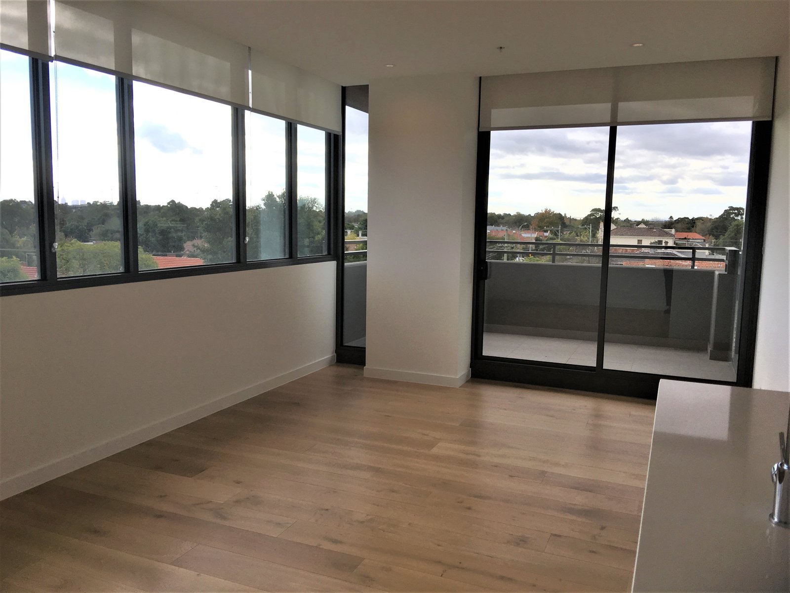 Gallery: 309D/56 Kambrook Street