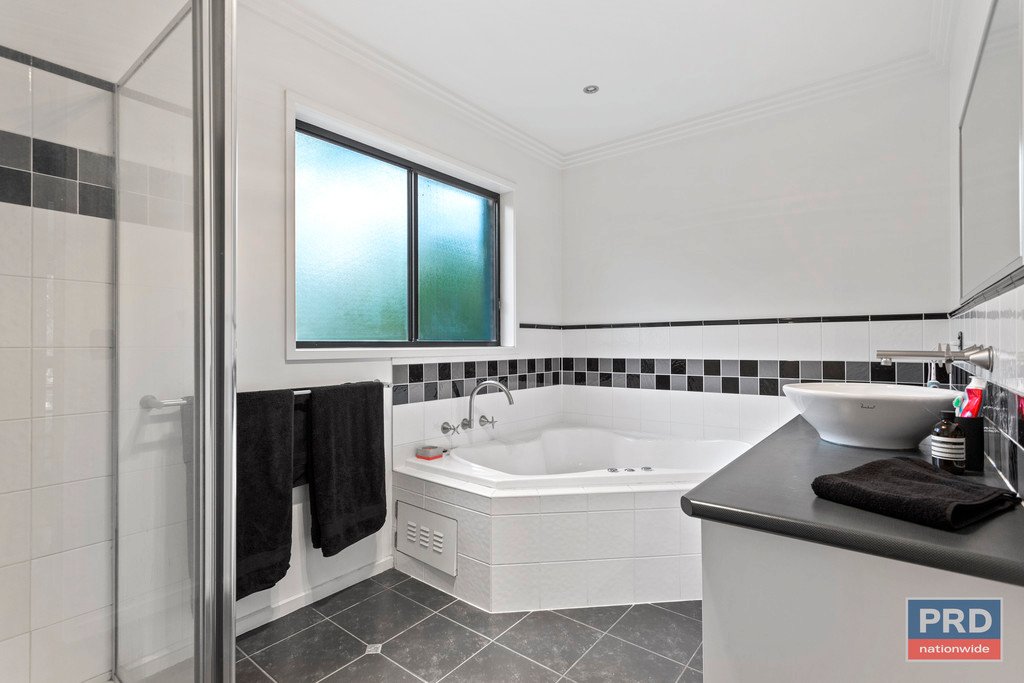 30a Bayne Street NORTH BENDIGO 8