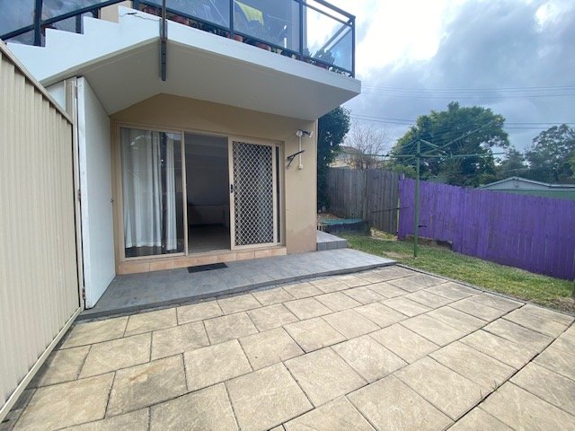 30a Collins Crescent YAGOONA 1