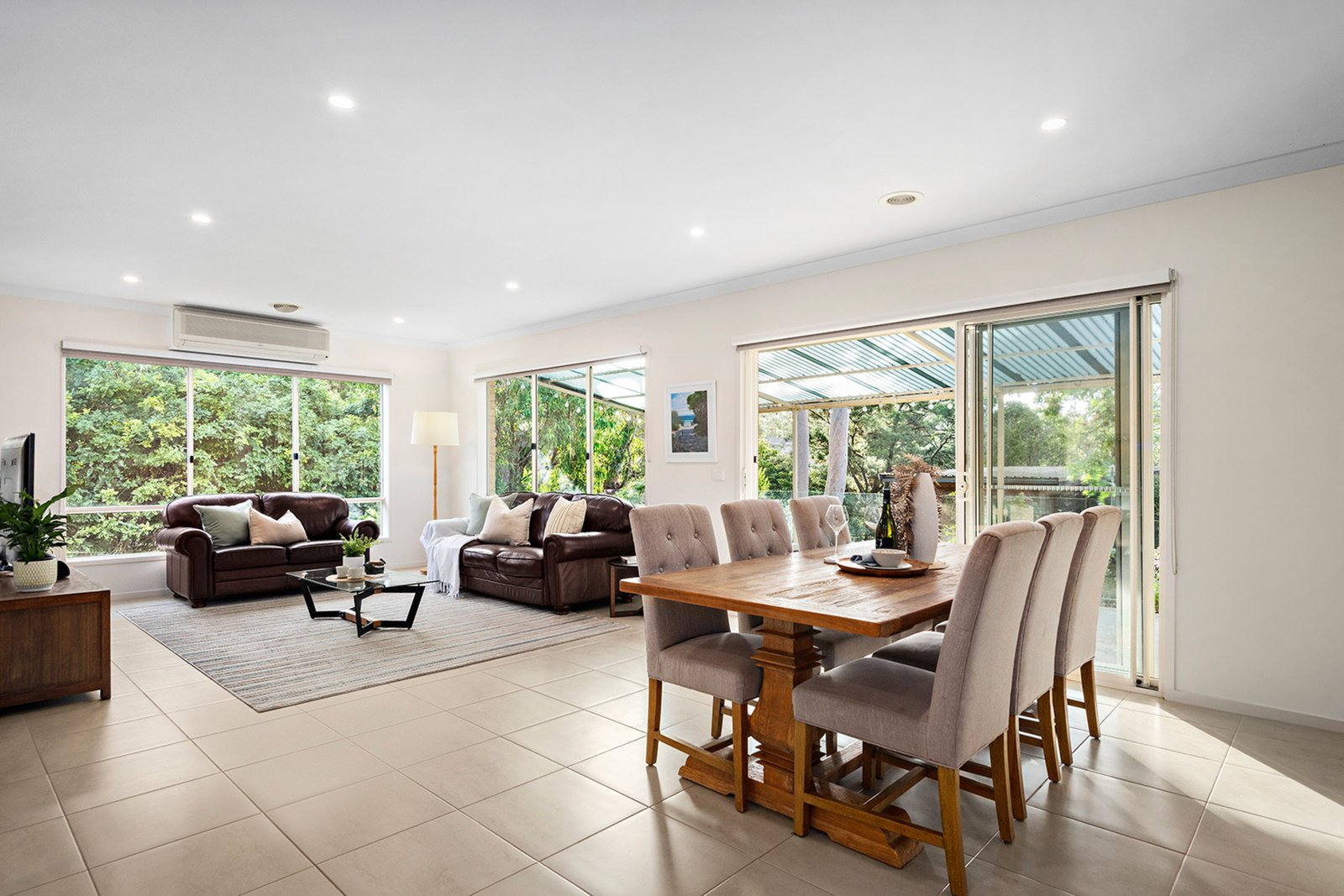 Image of dining room