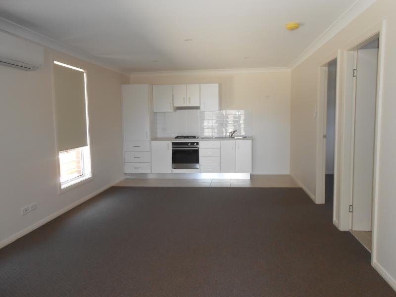 30a Leonora Crescent TAMWORTH 1