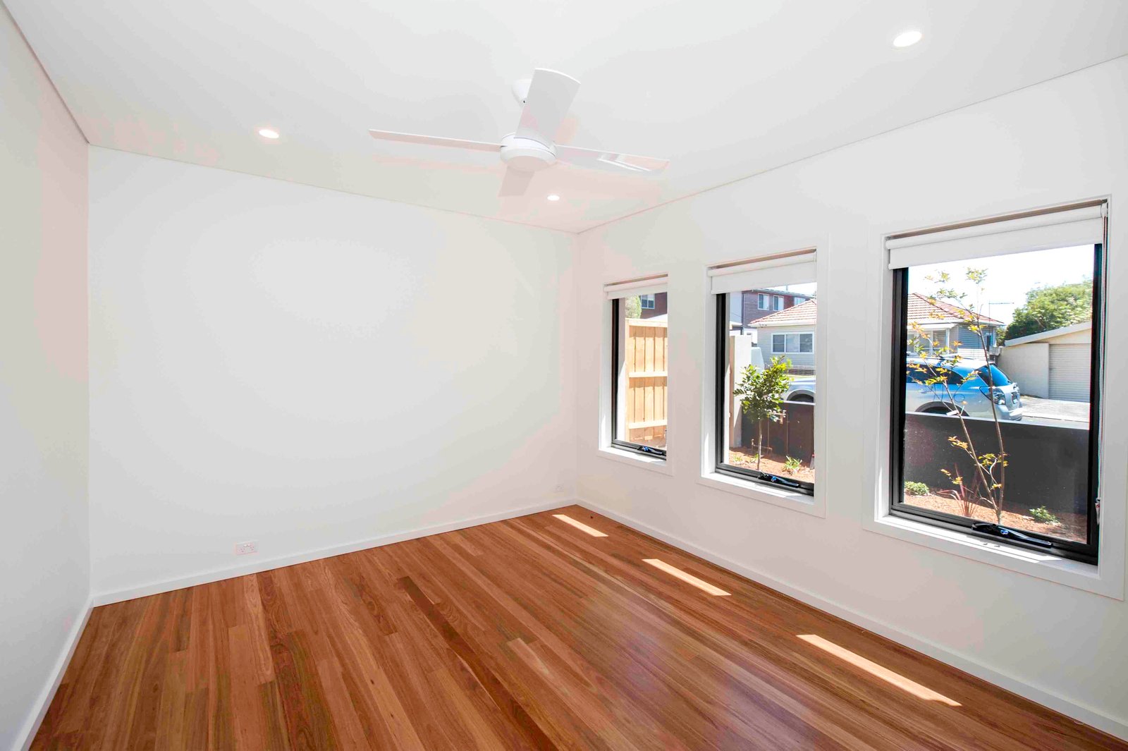 30a Romani Parade MATRAVILLE 4