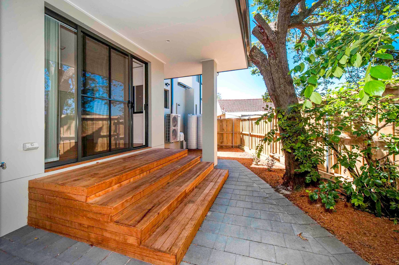 30a Romani Parade MATRAVILLE 5