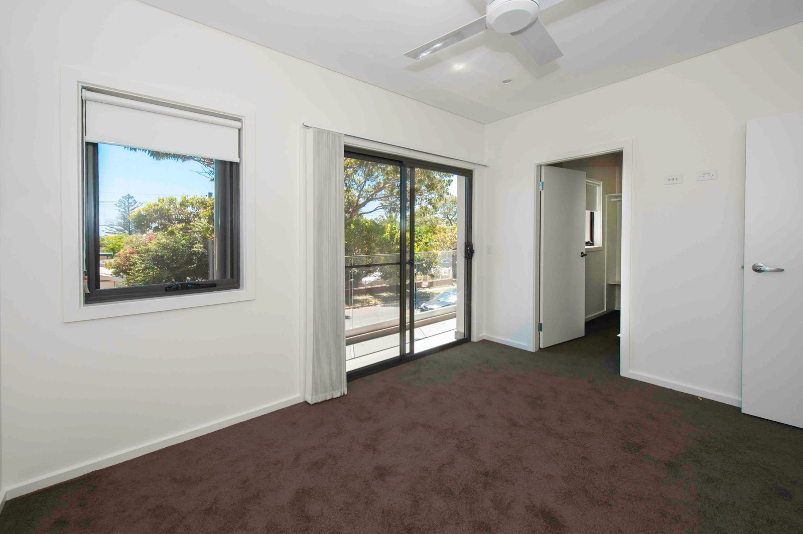 30a Romani Parade MATRAVILLE 6