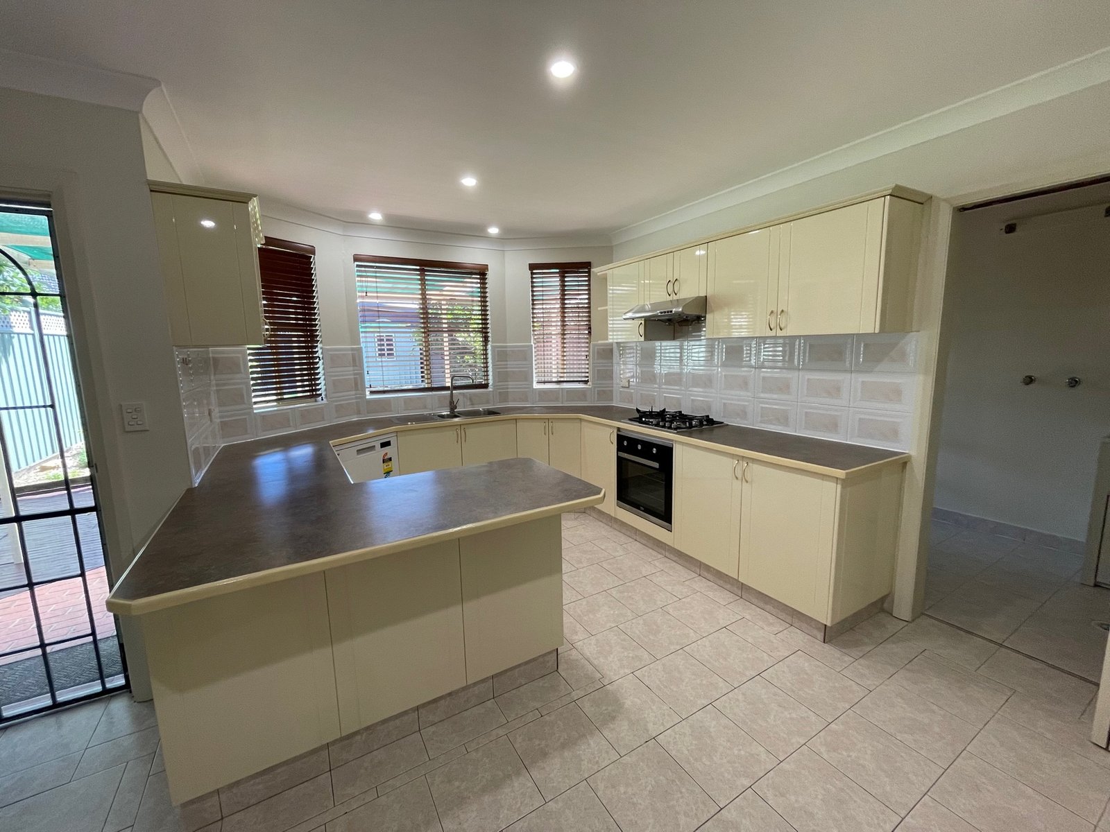 30B Park Street PEAKHURST 2