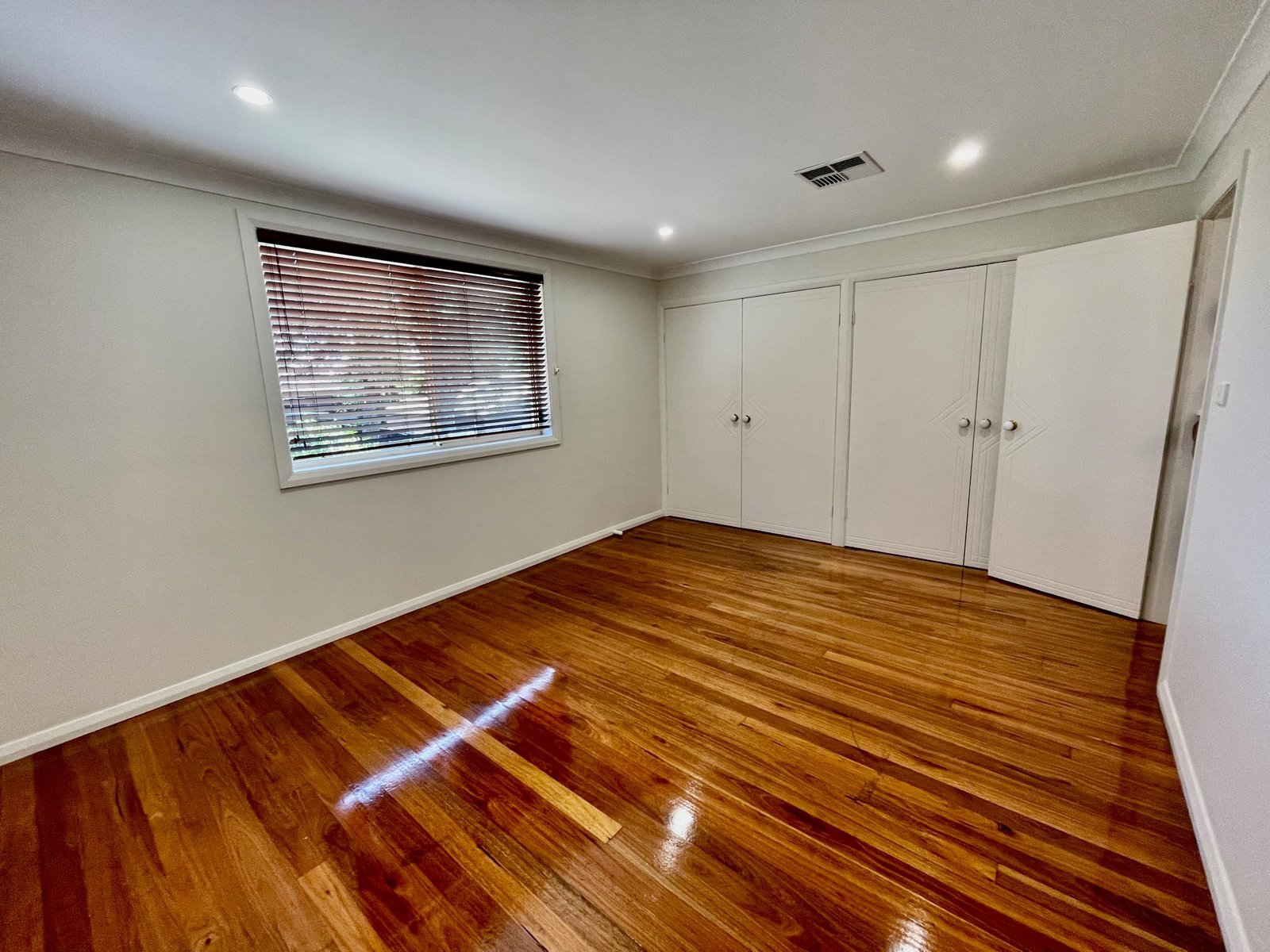 30B Park Street PEAKHURST 9