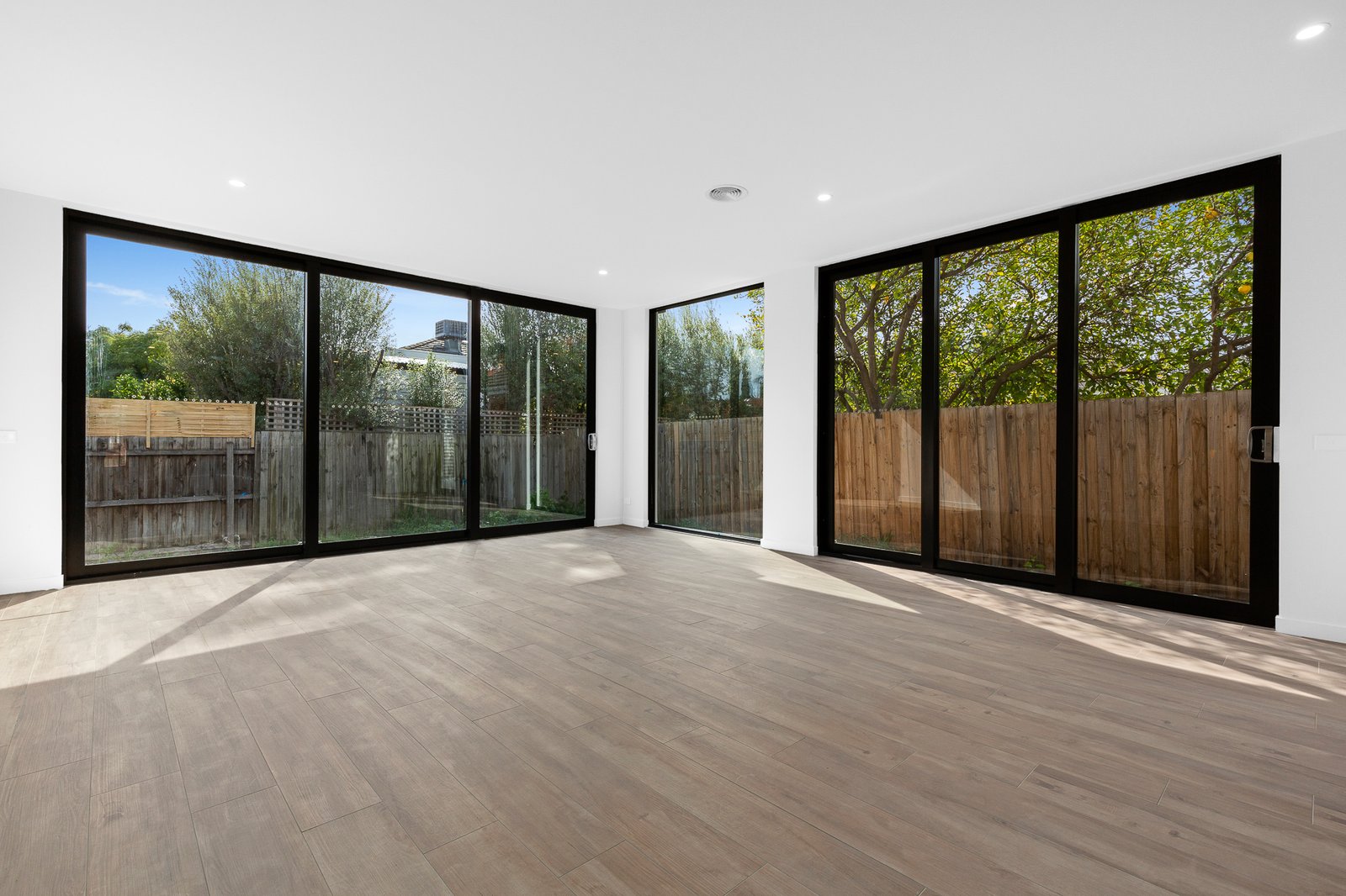 Gallery: 30B Robinson Street