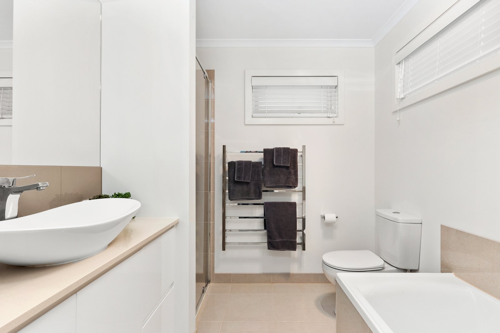 Real Estate and Property in 30B Wallington Road, Ocean Grove, VIC