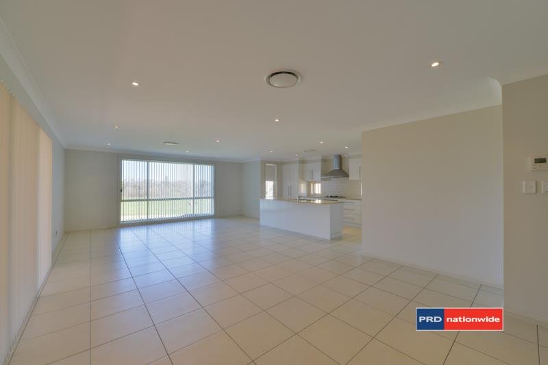 3/1-13 Spiller Street TAMWORTH 4