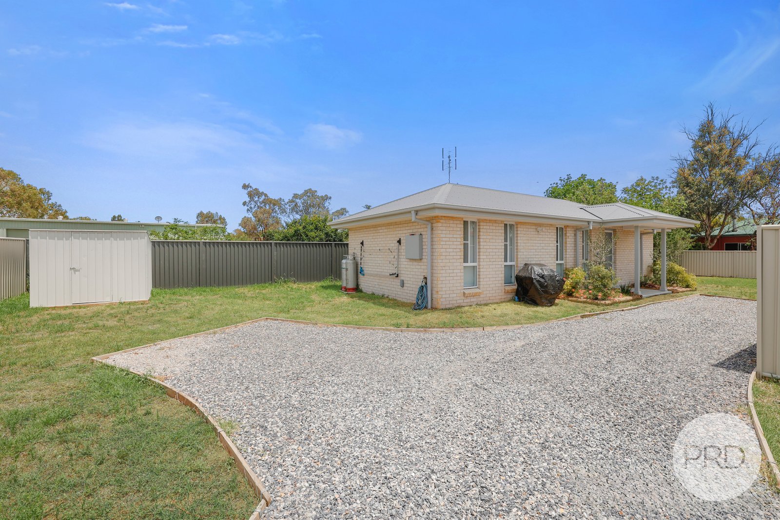 31 & 31a Carnegie Place TAMWORTH 10