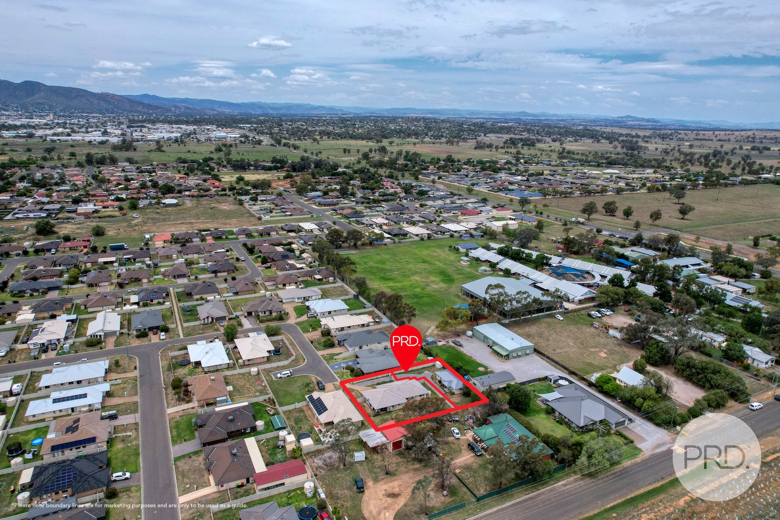 31 & 31a Carnegie Place TAMWORTH 18