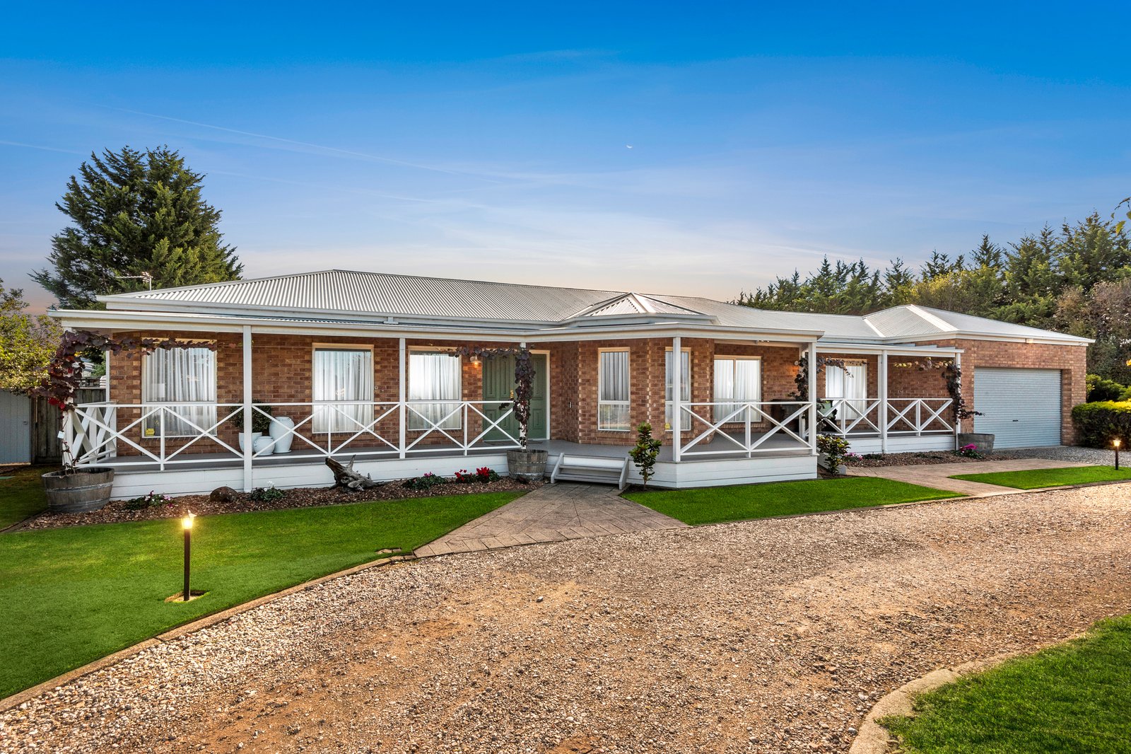 Gallery: 31-33 Woods Road