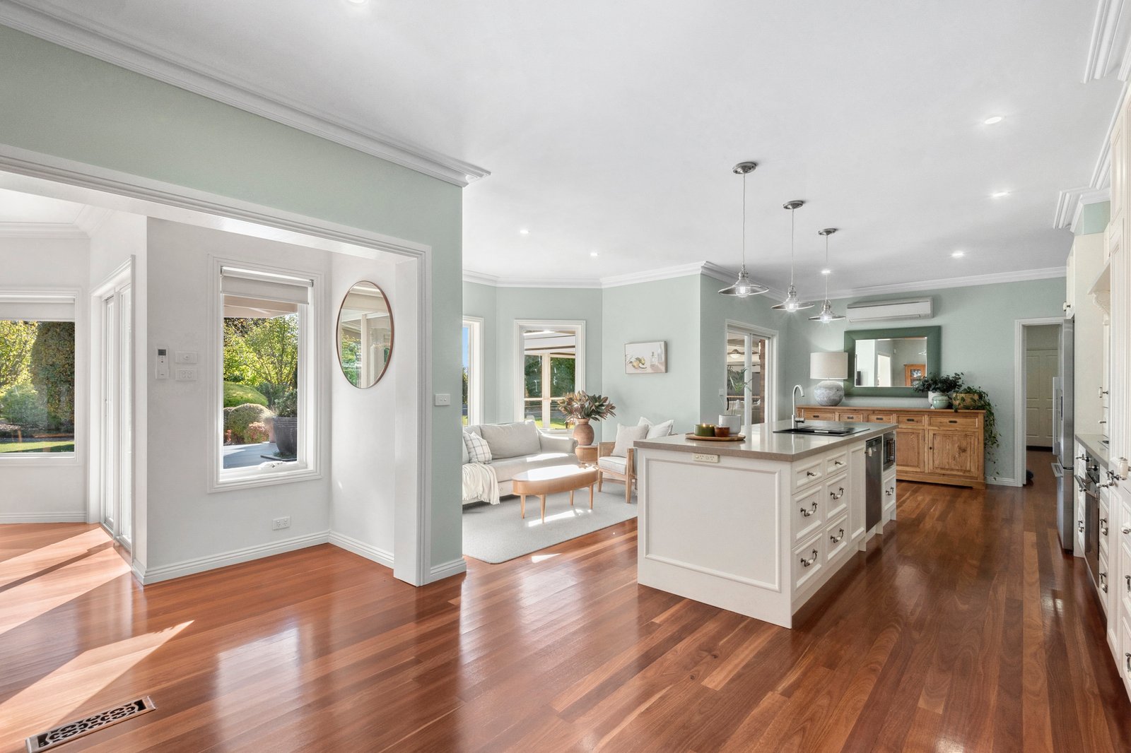 Gallery: 31-33 Woods Road
