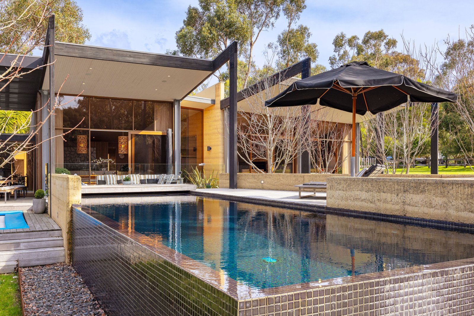 Gallery: 31-37 Blake Street