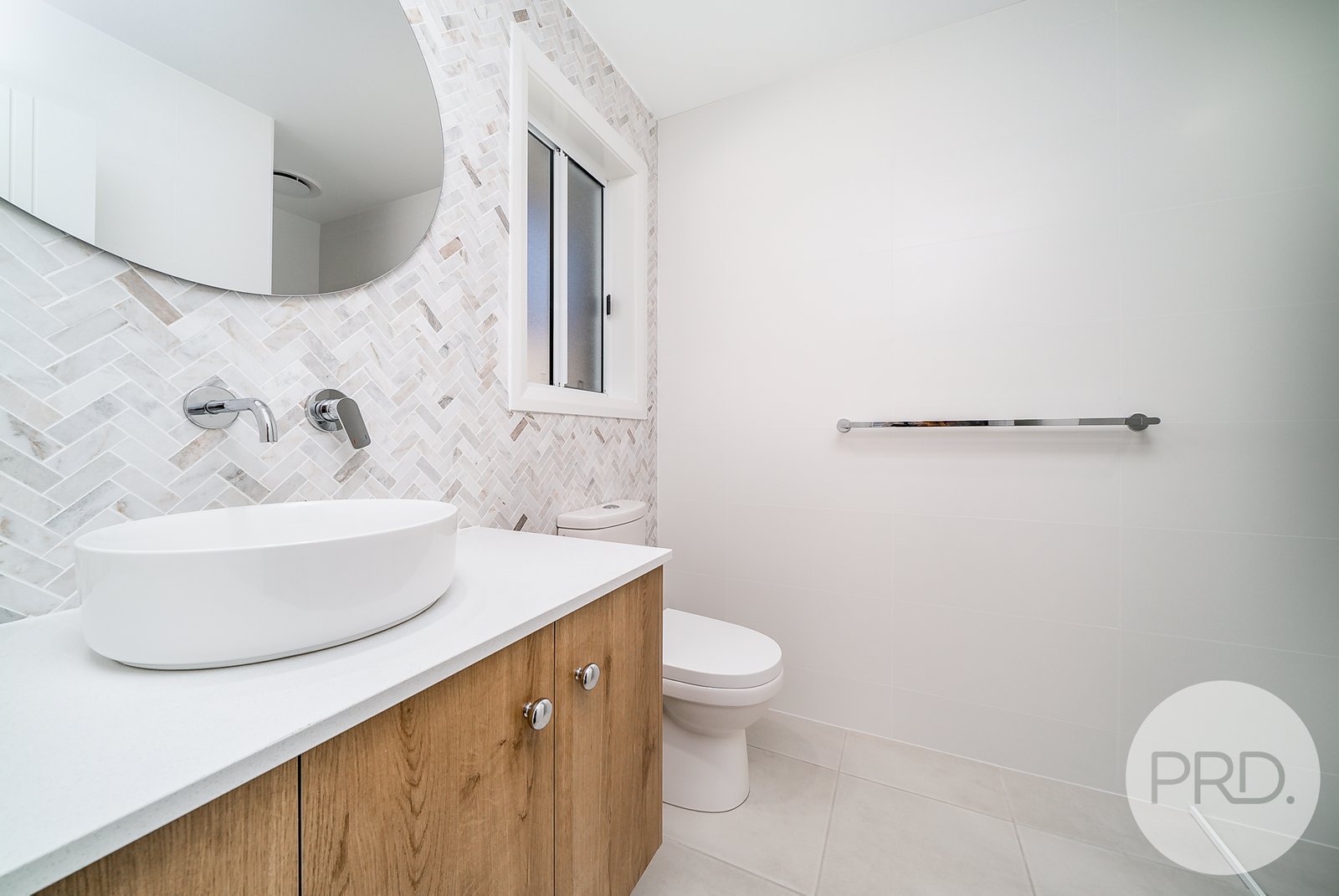 31 Ah-ket Avenue LLOYD 7