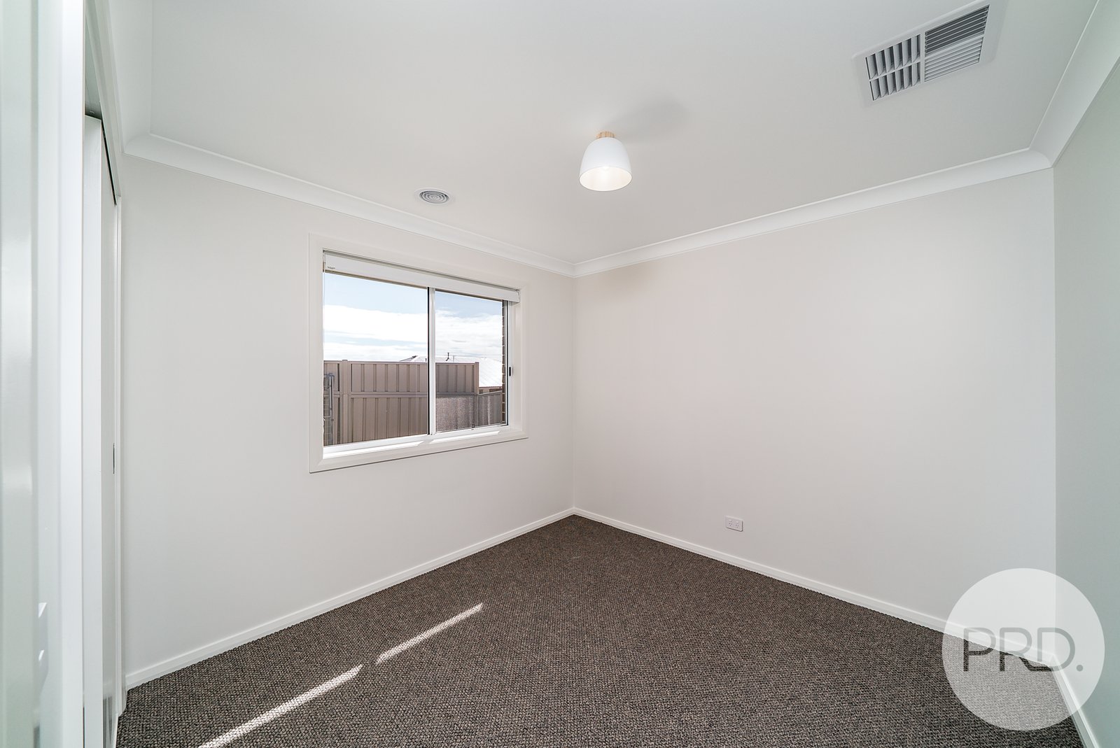 31 Ah-ket Avenue LLOYD 8