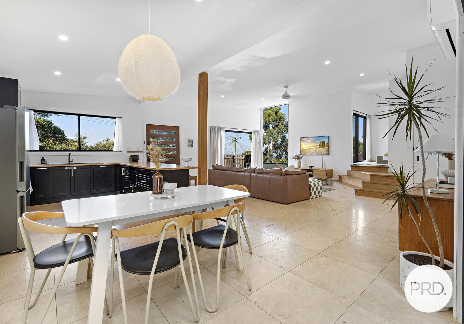 31 Armagh Parade THIRROUL 7