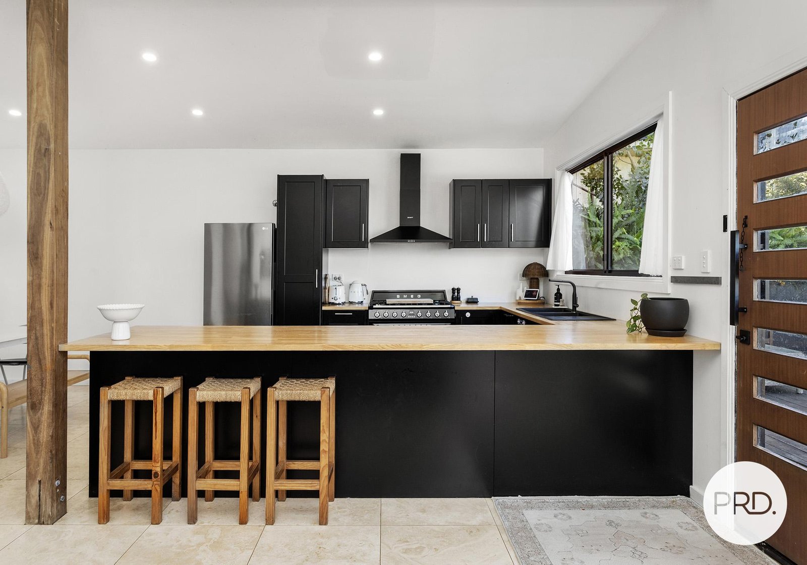 31 Armagh Parade THIRROUL 9