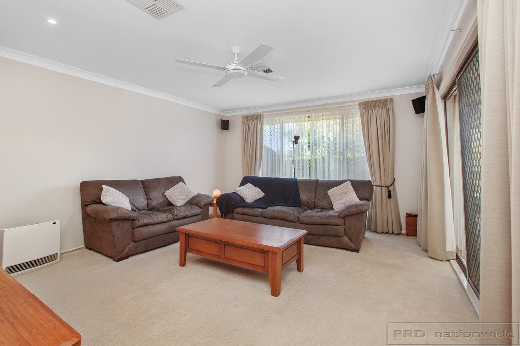 31 Arnold Crescent THORNTON 19