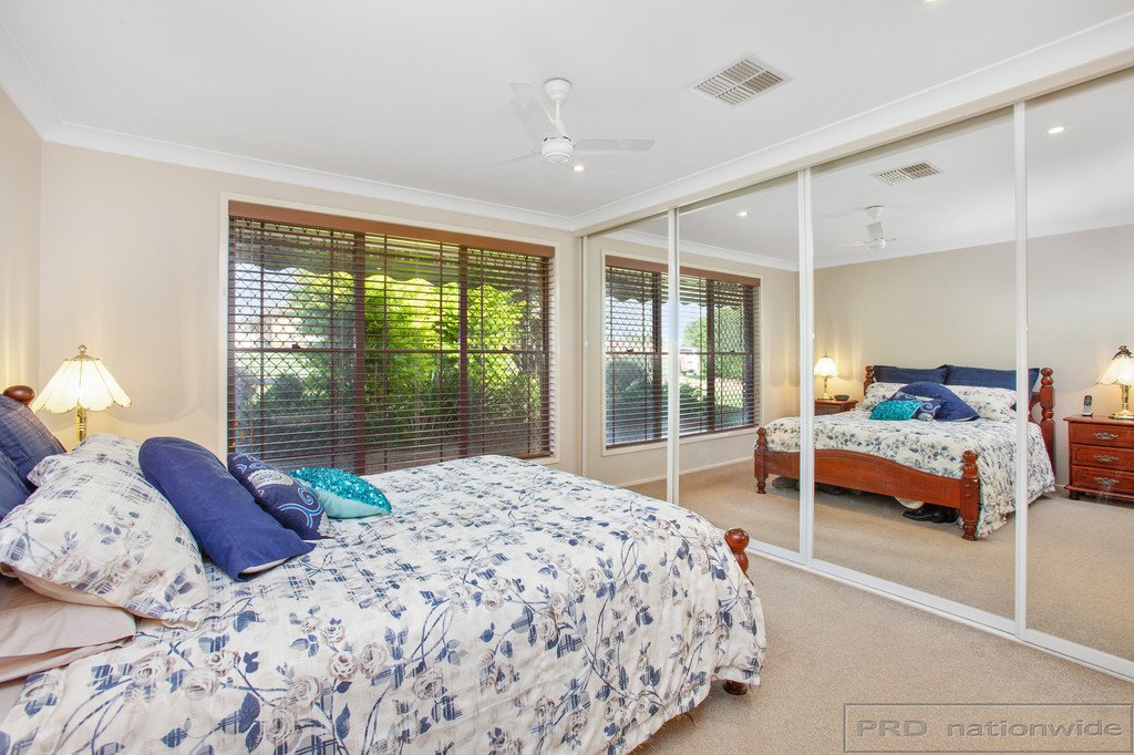 31 Arnold Crescent THORNTON 21