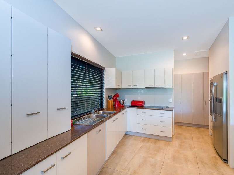 31 Avanti Street MERMAID WATERS 1