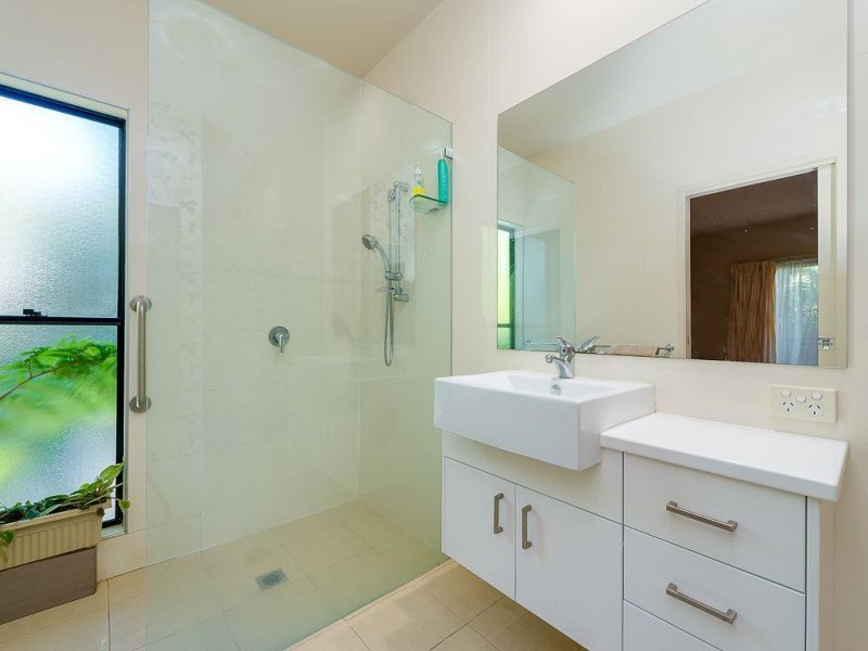 31 Avanti Street MERMAID WATERS 8