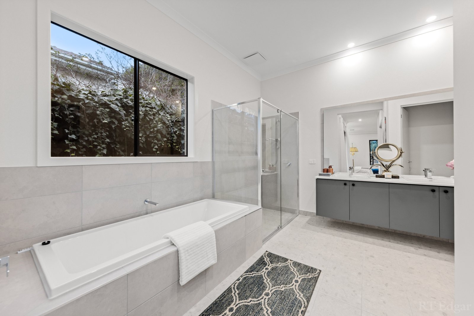 Real Estate and Property in 31 Barkly Street, Ringwood, VIC