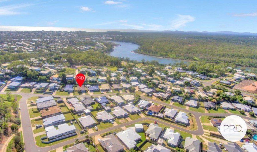 31 Bauhinia Street BOYNE ISLAND 14