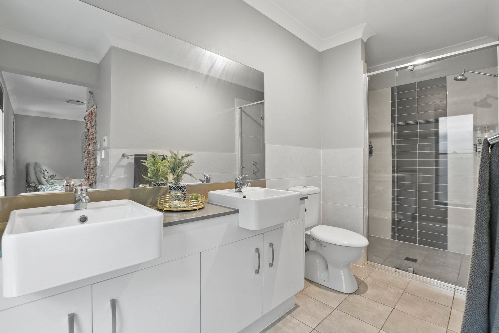 31 Bottlebrush Dr  CALDERWOOD 6