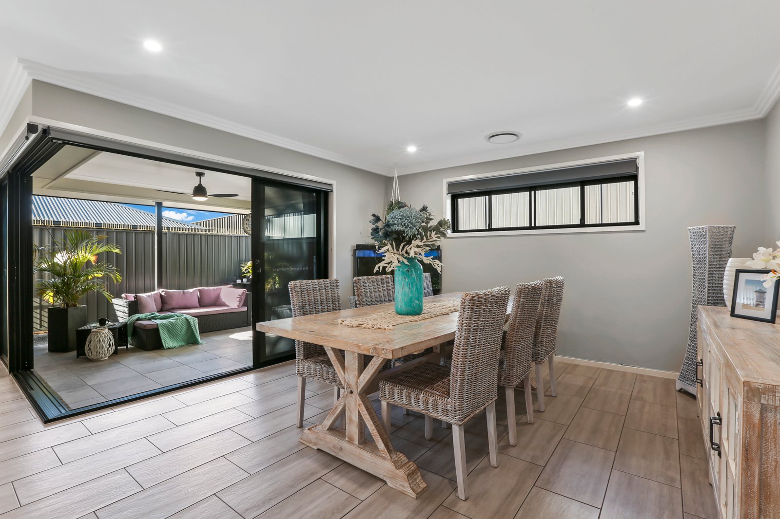 31 Bottlebrush Dr  CALDERWOOD 9