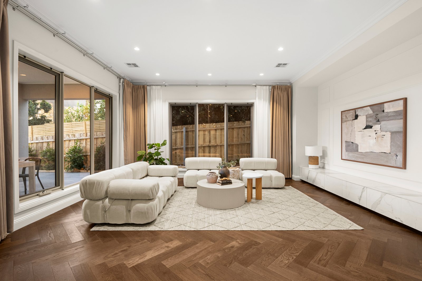 31 Burroughs Road, Balwyn, 3103