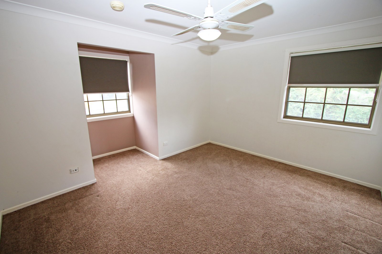 31 Carcoola St.  BENOWA 14