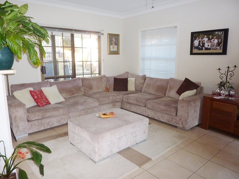 31 Carcoola Street BENOWA 2