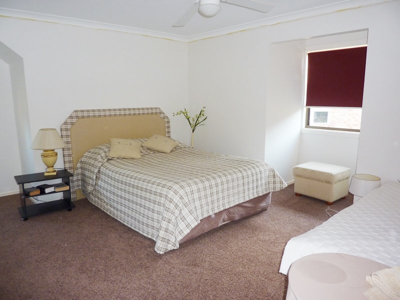 31 Carcoola Street BENOWA 11