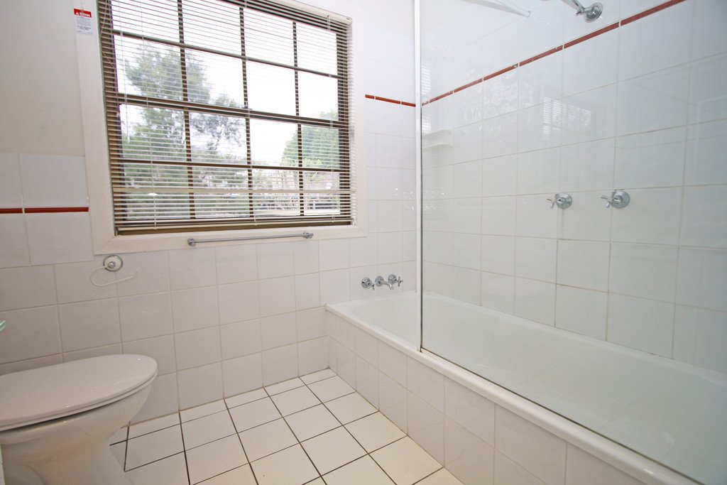 31 Carcoola Street BENOWA 10