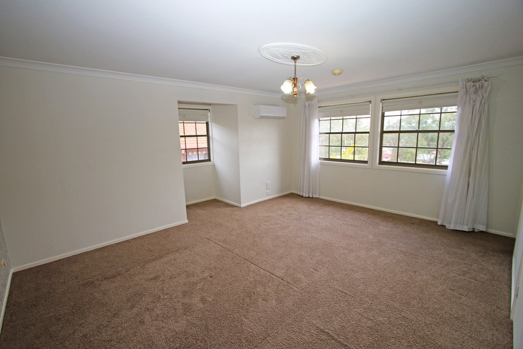 31 Carcoola Street BENOWA 12