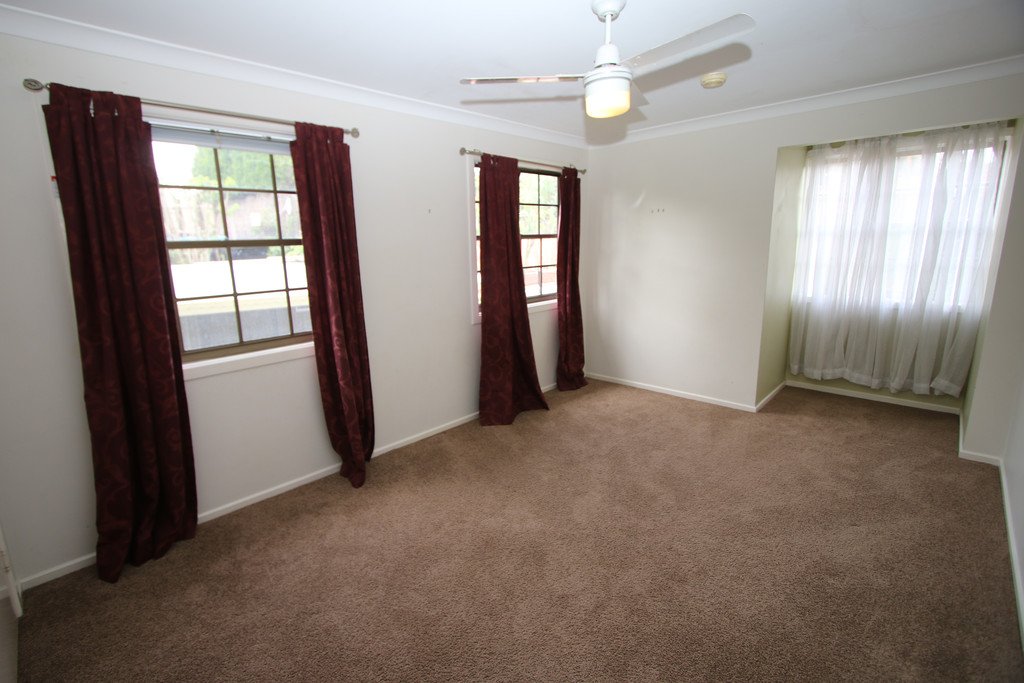 31 Carcoola Street BENOWA 13